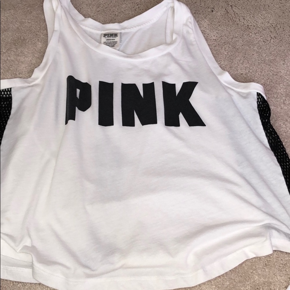 vs pink tank top size L but fits like medium